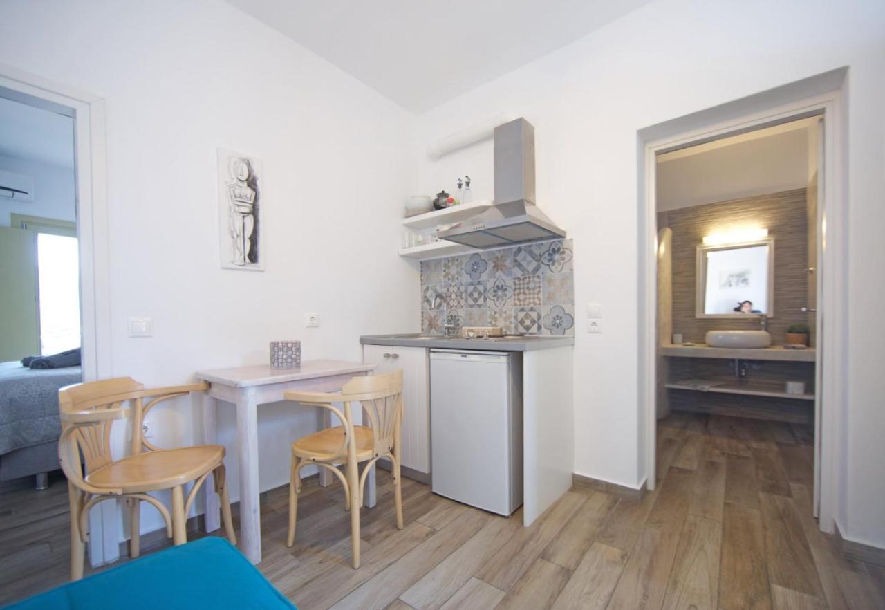 Diasino Apartments And Car Rental Katápola Eksteriør billede
