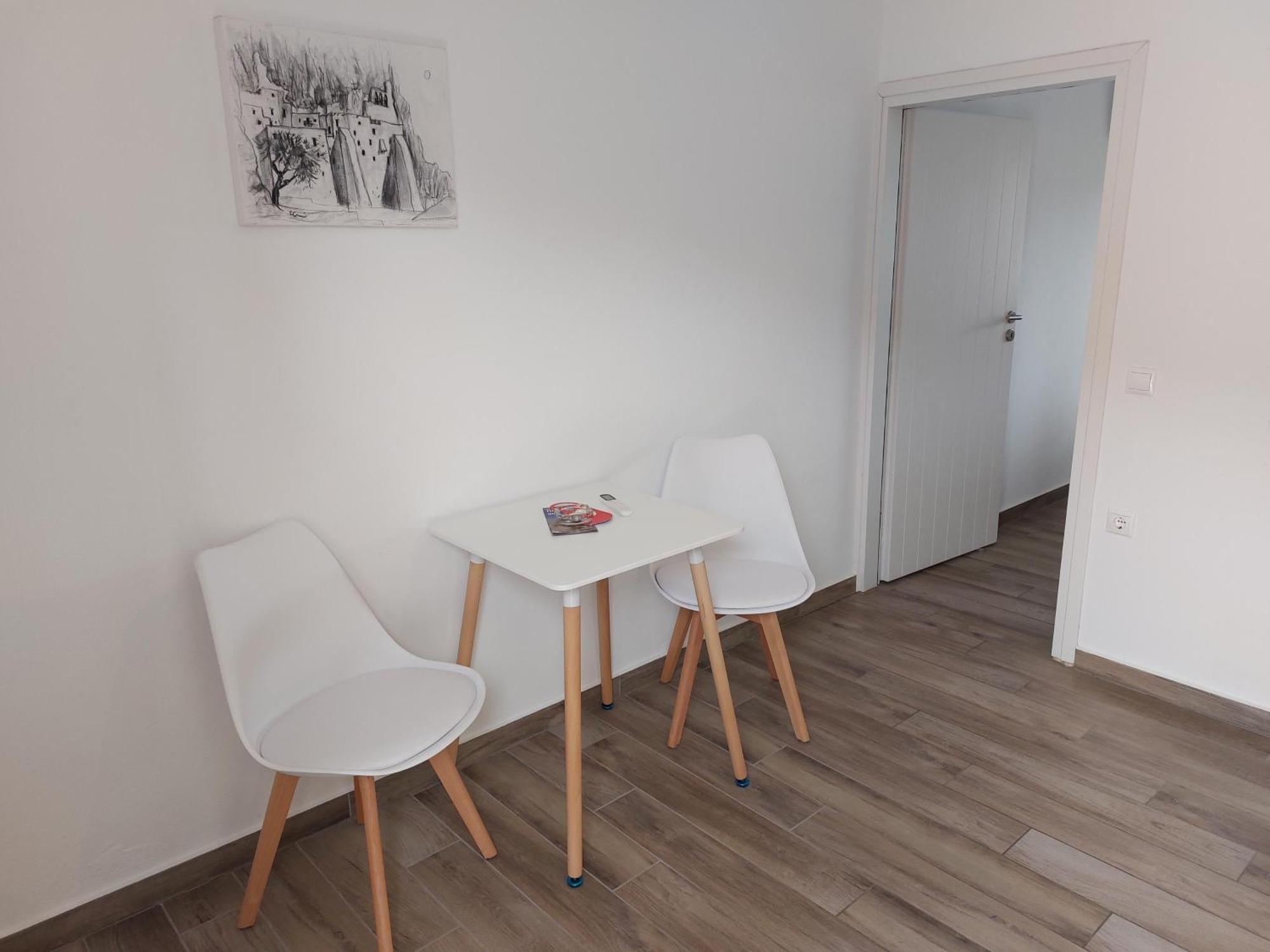 Diasino Apartments And Car Rental Katápola Eksteriør billede